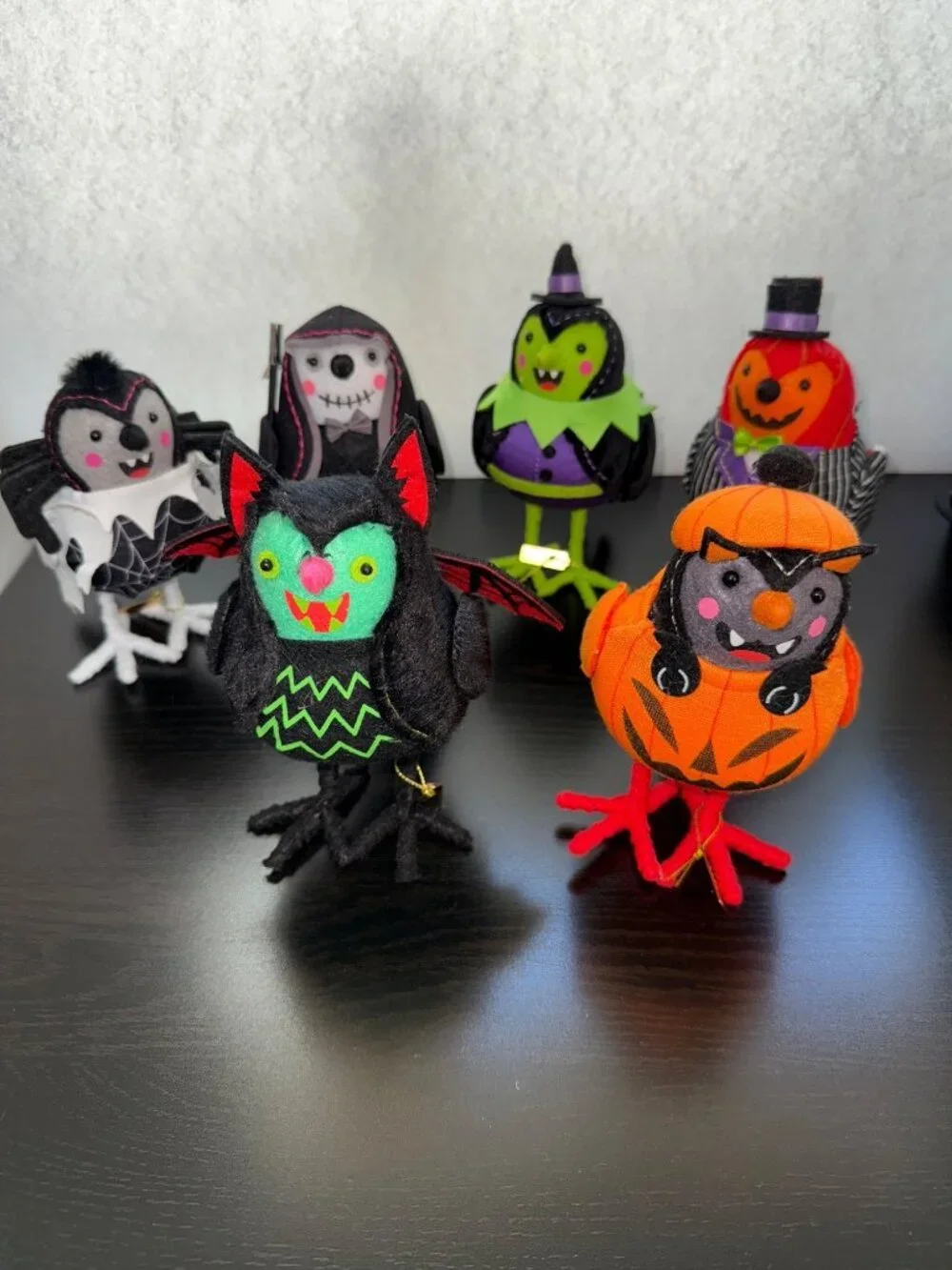 Hyde and Eek Halloween Bird 2024 Set of 6 Featherly Friends Target